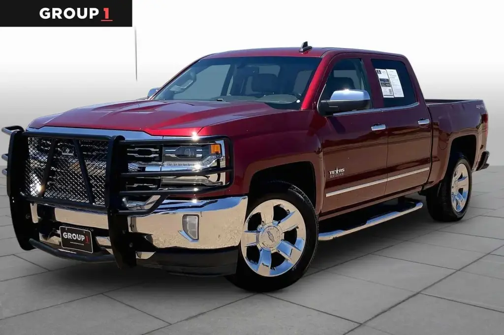Chevrolet Silverado 1500 2017 4x4 LTZ 4 puertas Crew Cab batea corta de 5.8 pies