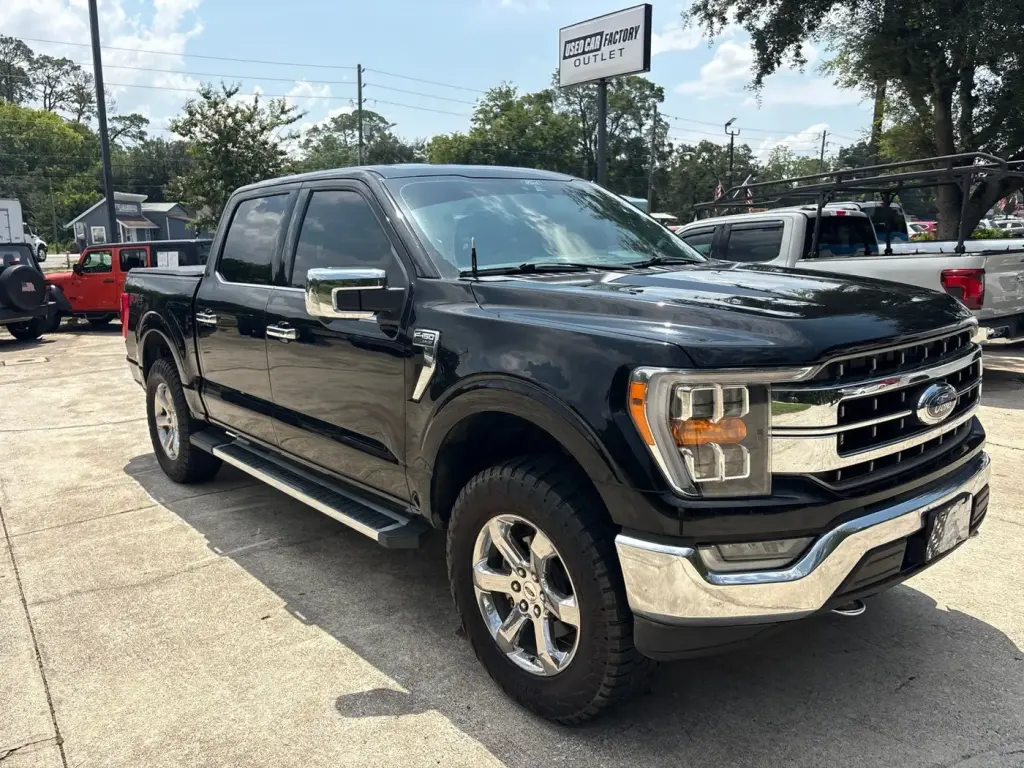 Ford F-150 2022 4x4 Lariat 4dr SuperCrew Caja de 5.5 pies