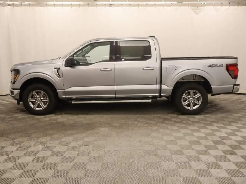 Ford F-150 2025 4x4 XLT 4dr SuperCrew 5.5 ft. SB