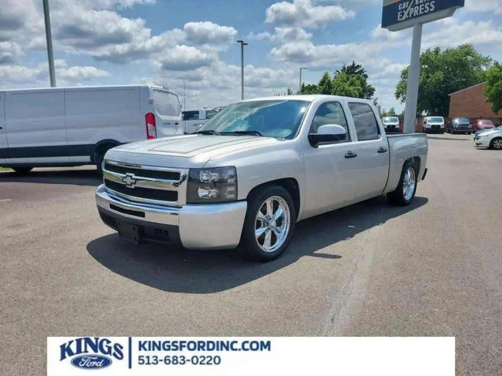 Chevrolet Silverado 1500 2011 4x2 LT 4dr Crew Cab 5.8 ft. SB