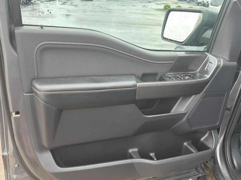 Ford F-150 2023 4x4 XLT 4p SuperCrew 5.5 ft. SB
