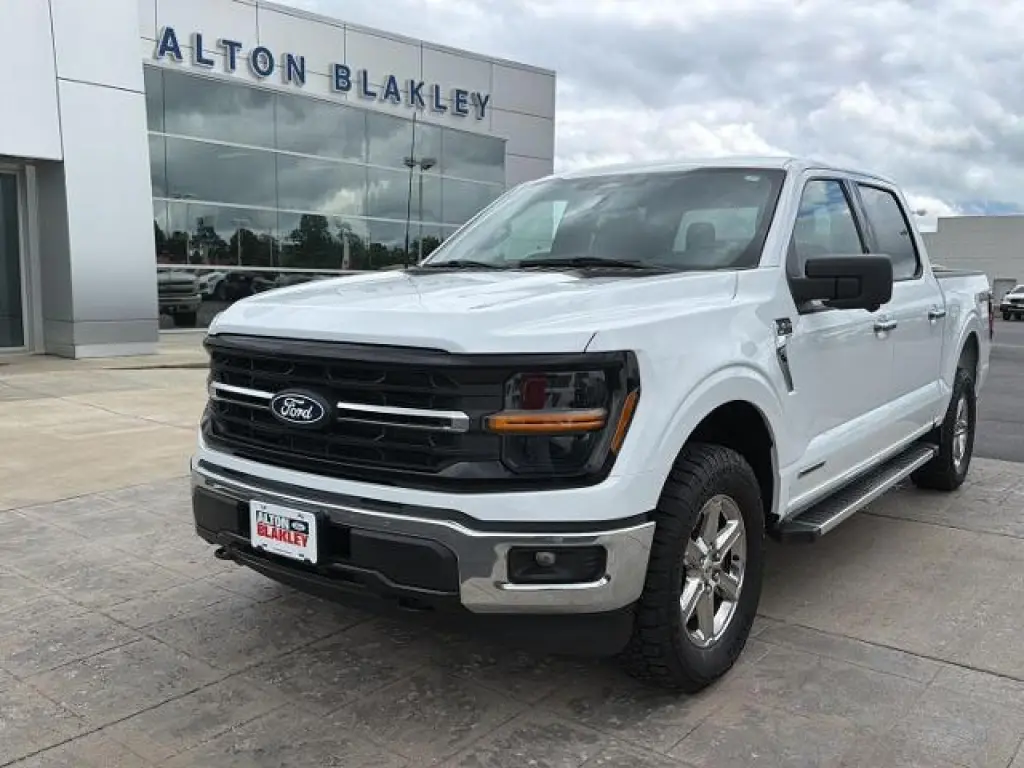 Ford F-150 2024 4x4 XLT 4p SuperCrew 5.5 pies SB