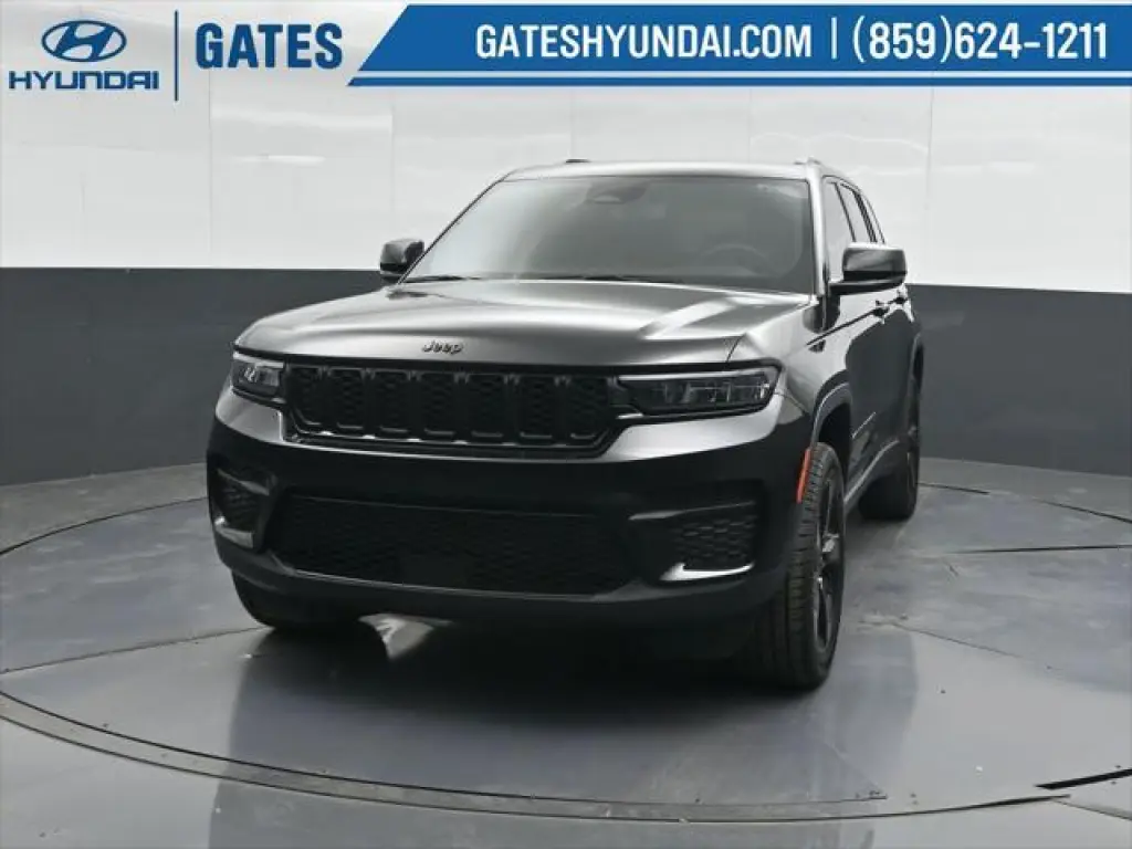 Jeep Grand Cherokee 2023 4x4 Altitude 4p SUV