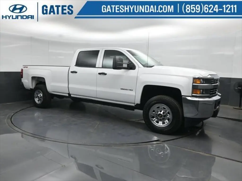 Chevrolet Silverado 3500HD 2017 4x4 Work Truck 4p Crew Cab SRW