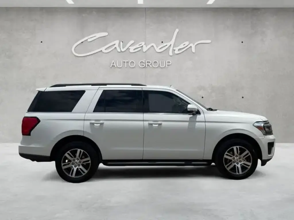 Ford Expedition 2024 4x2 XLT 4dr SUV