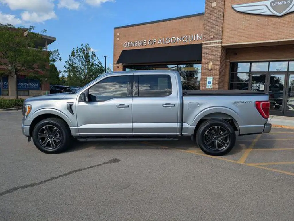 Ford F-150 2022 4x2 XLT 4p SuperCrew 5.5 ft. CB