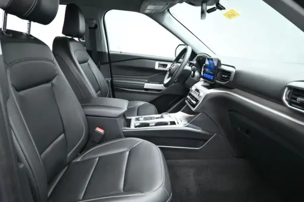 Ford Explorer 2024 AWD XLT 4p SUV