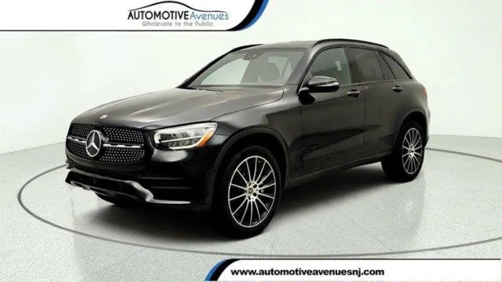 Mercedes-Benz GLC 2022 GLC 300 4dr SUV