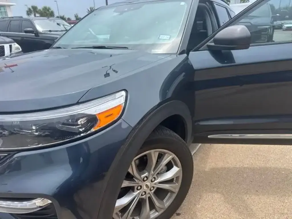 Ford Explorer 2024 XLT 4dr SUV