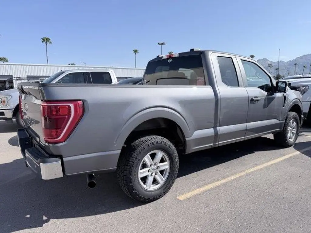 Ford F-150 2021 4x4 XL 4dr SuperCab 6.5 ft. SB