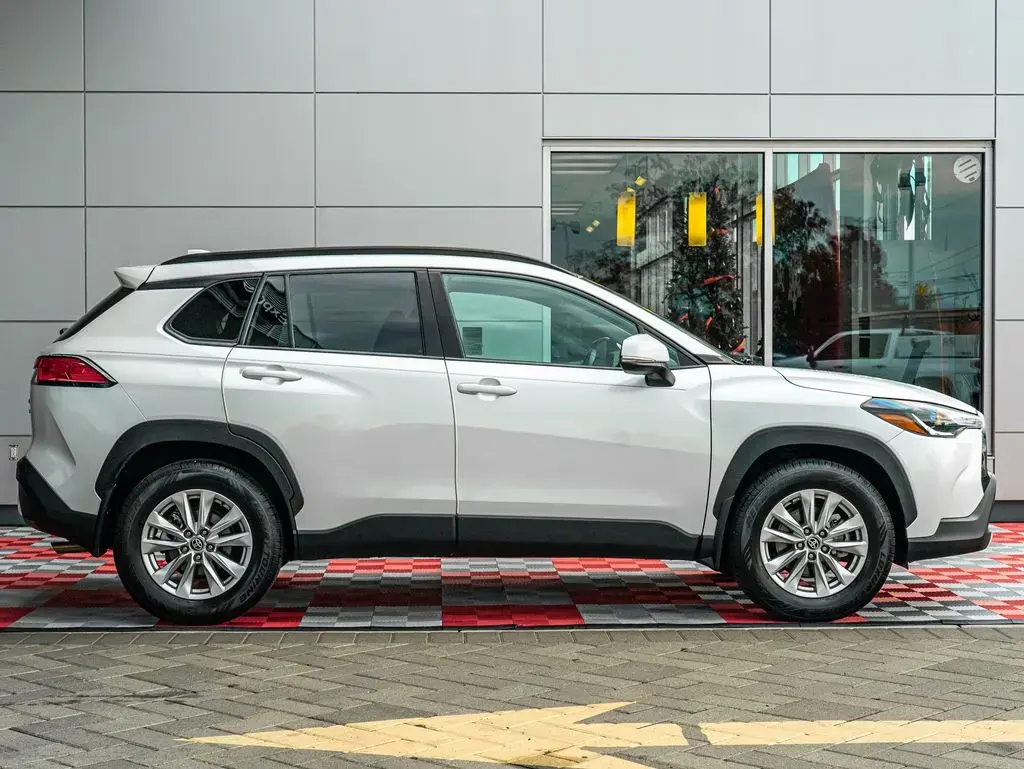 Toyota Corolla Cross 2022 AWD LE 4dr Crossover