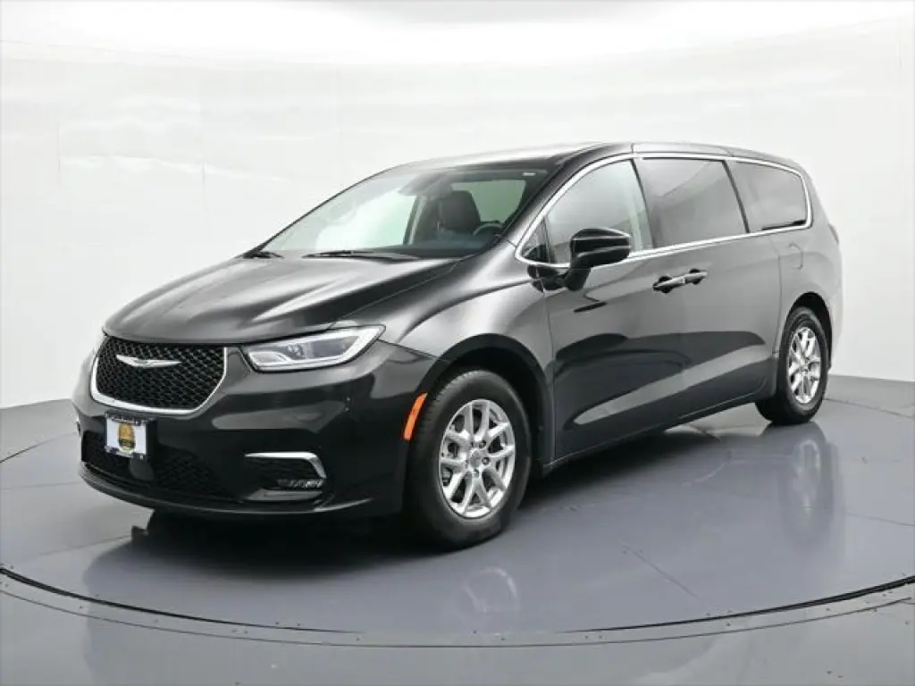 Chrysler Pacifica 2023 Touring L 4 puertas minivan
