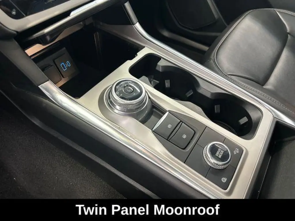 Ford Explorer 2023 AWD XLT 4dr SUV