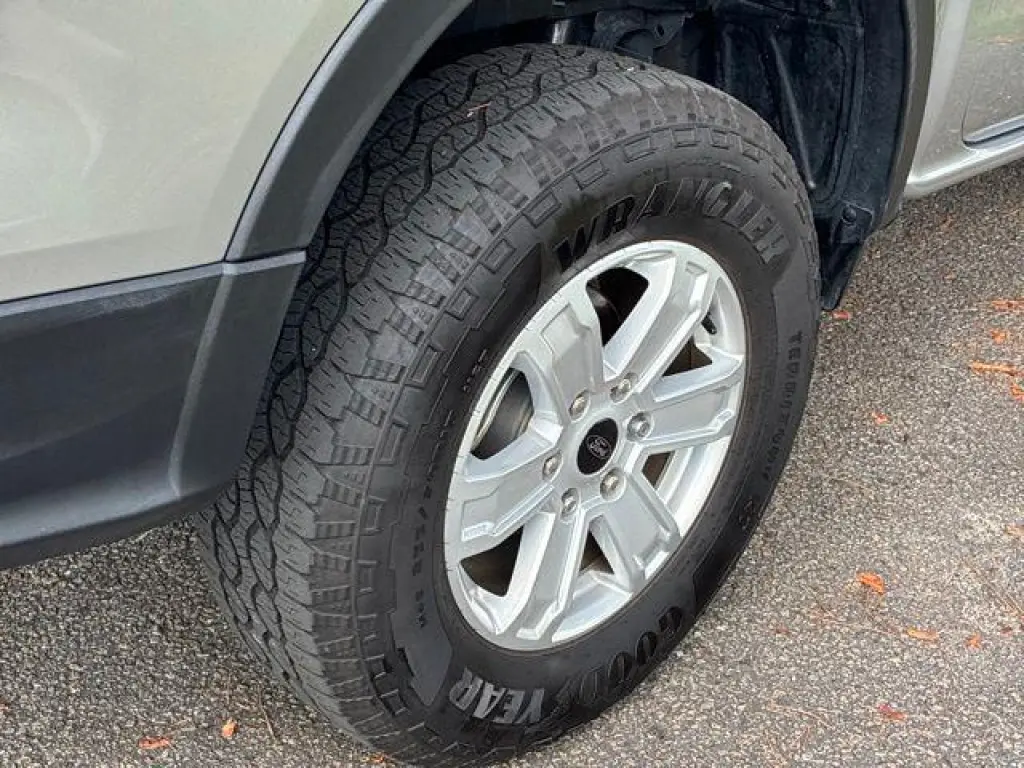 Ford Ranger 2024 4x2 XL 4dr SuperCrew 5.0 ft. SB