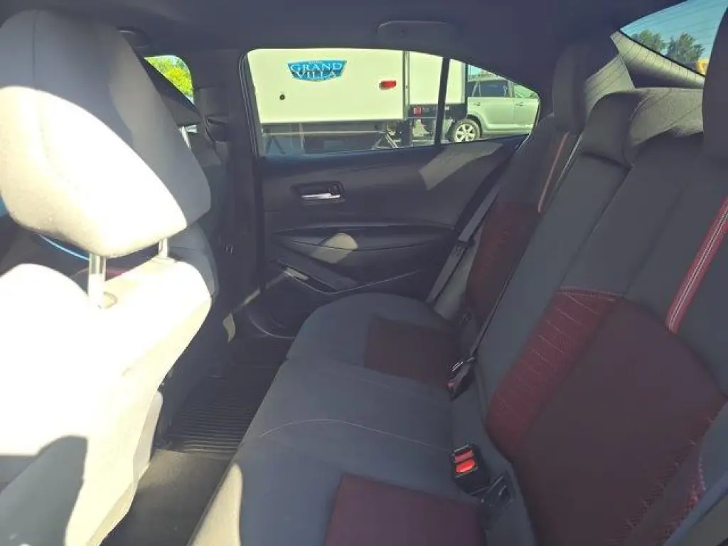 Toyota Corolla 2025 SE 4dr Sedan