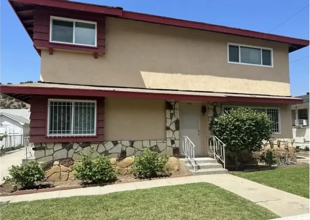 1 Bedroom 1Bath Apt in Gardena