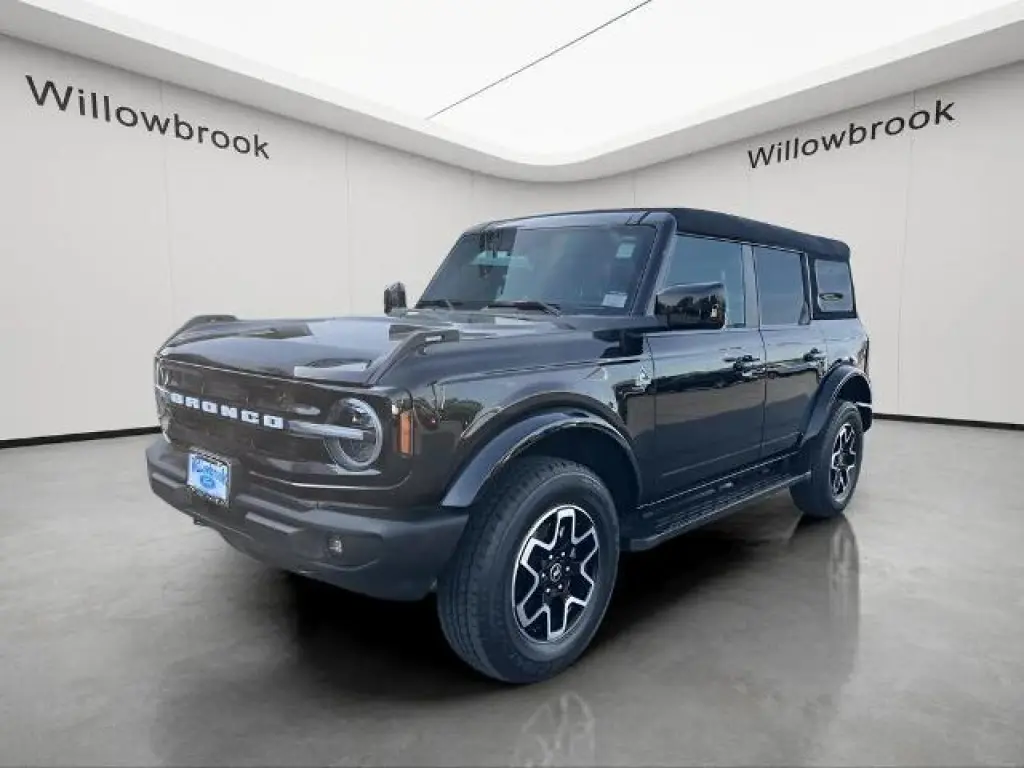 Ford Bronco 2023 4x4 Outer Banks SUV de 4 puertas