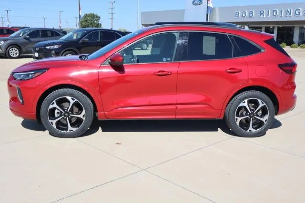 Ford Escape 2023 AWD ST-Line Elite 4p SUV