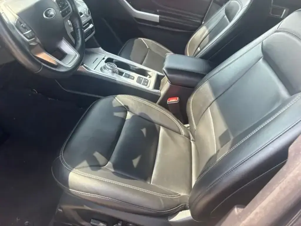 Ford Explorer 2022 XLT SUV de 4 puertas