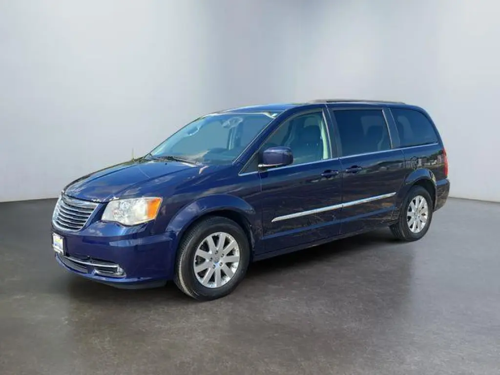 Chrysler Town and Country 2016 Touring Miniván de 4 puertas