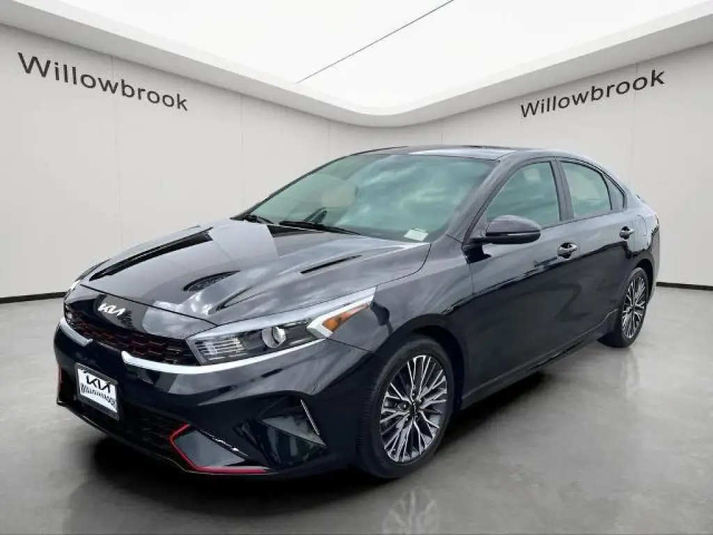 Sedán de 4 puertas Kia Forte GT-Line 2023