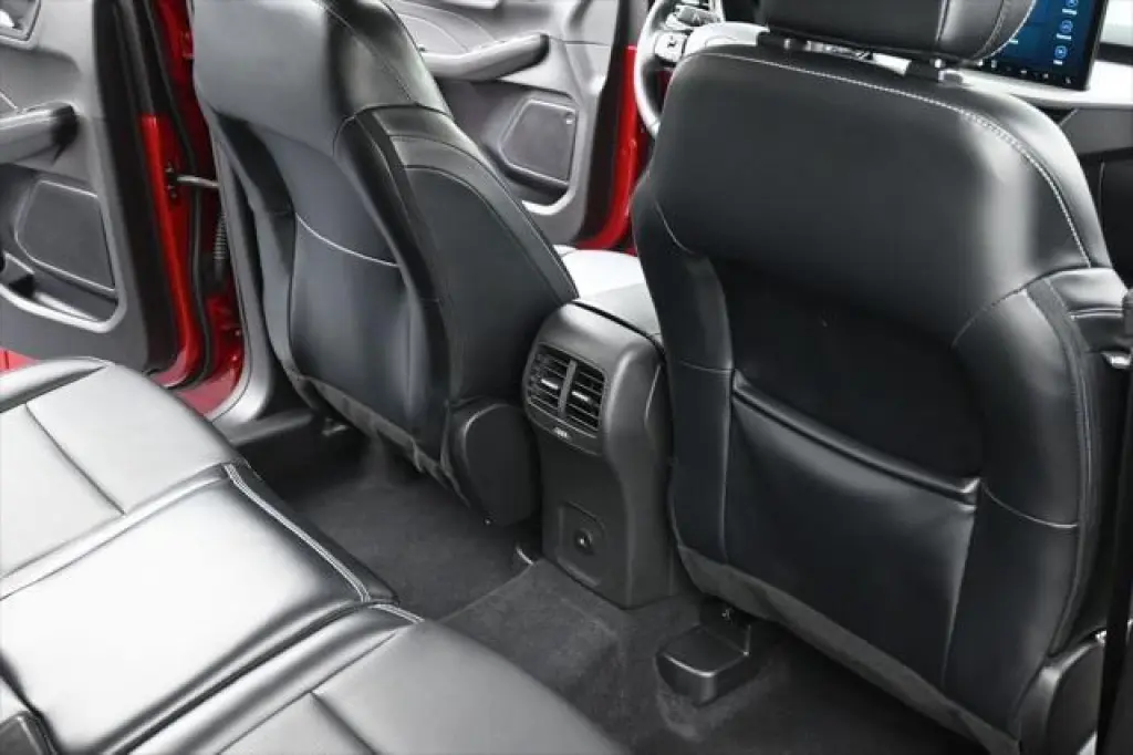 Ford Escape 2023 AWD Platinum 4p SUV