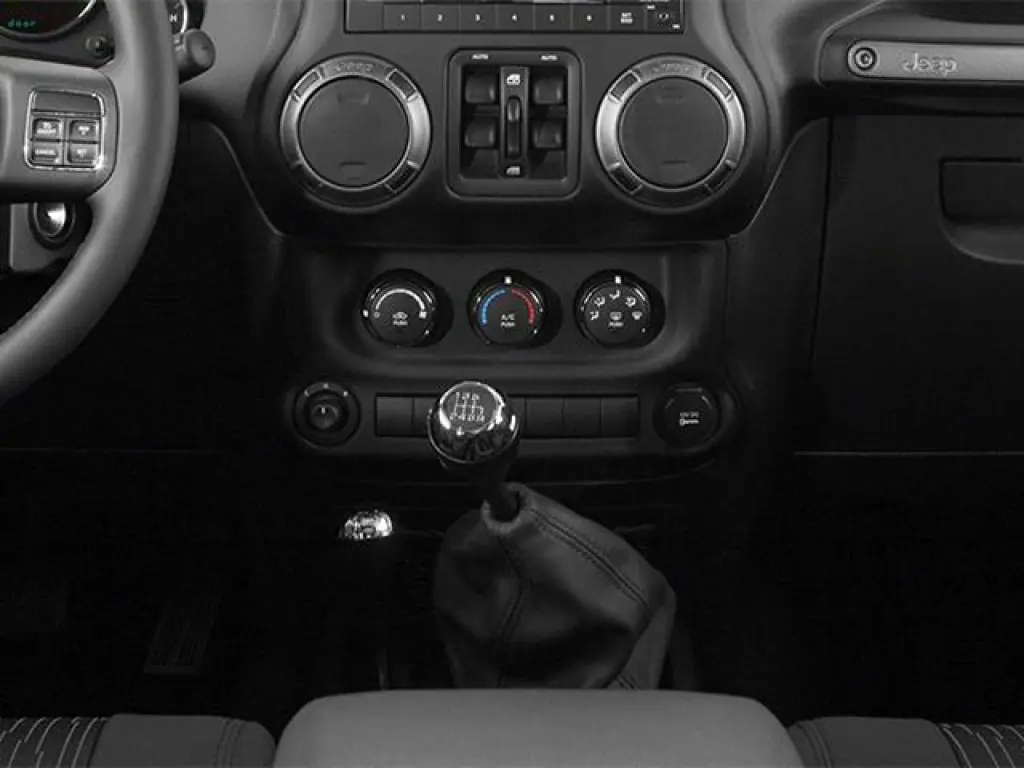 Jeep Wrangler Unlimited 2014 4x4 Sport 4p SUV