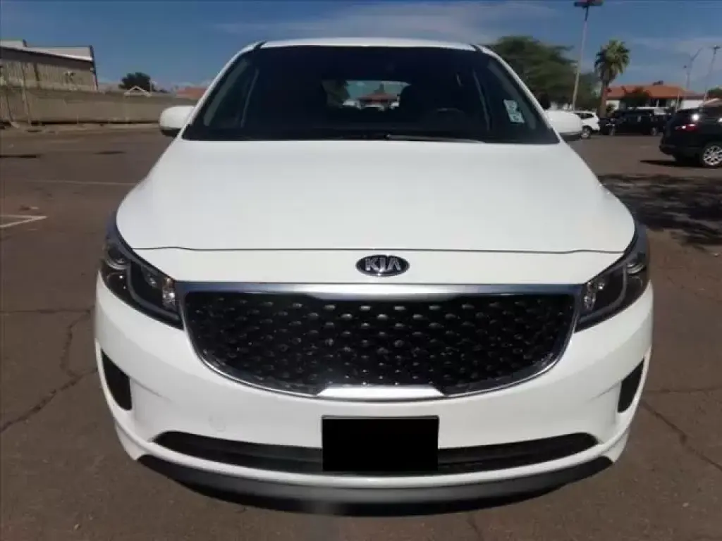 2017 Kia Sedona L Minivan