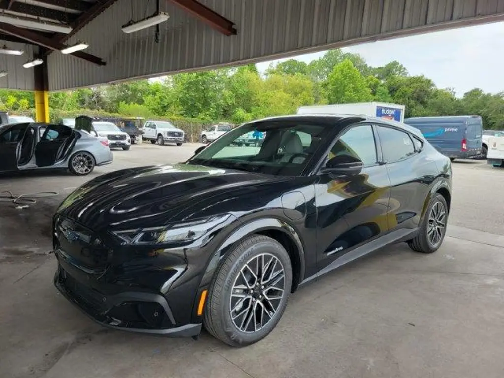 Ford Mustang Mach-E 2024 AWD Premium 4p SUV