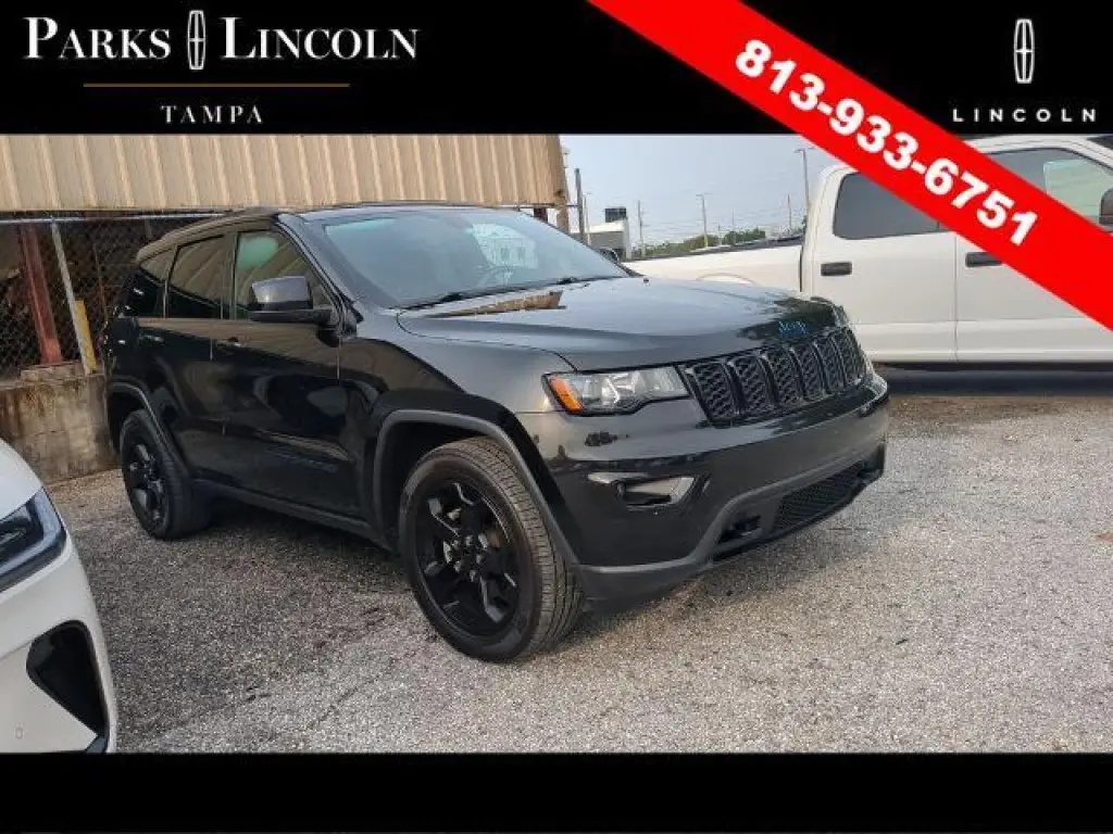 Jeep Grand Cherokee 2019 4x4 Laredo 4dr SUV