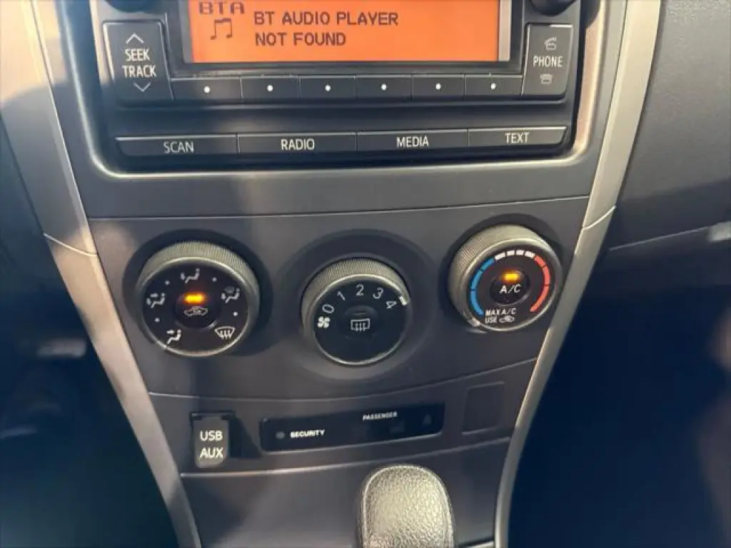 Toyota Corolla 2012 S 4dr Sedan 5M