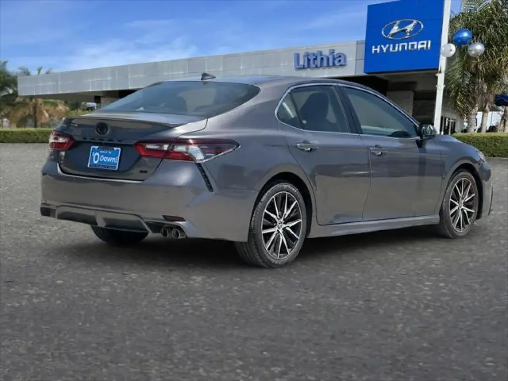 Toyota Camry 2023 SE 4dr Sedan