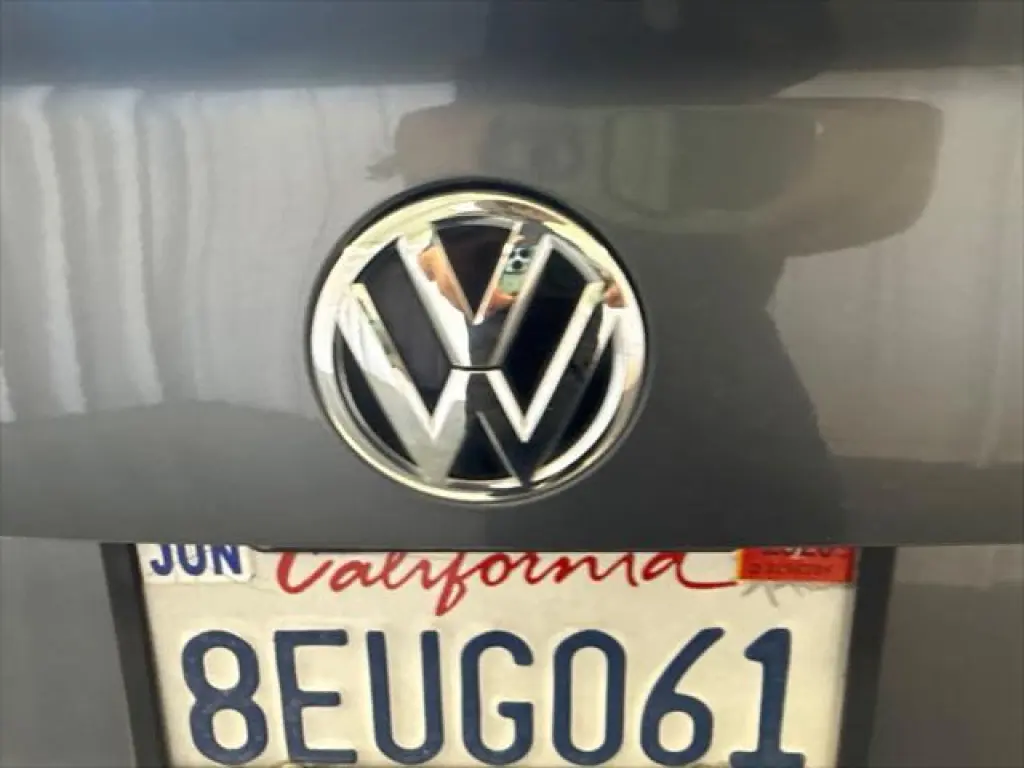 Volkswagen Jetta 2019 SEL 4dr Sedan