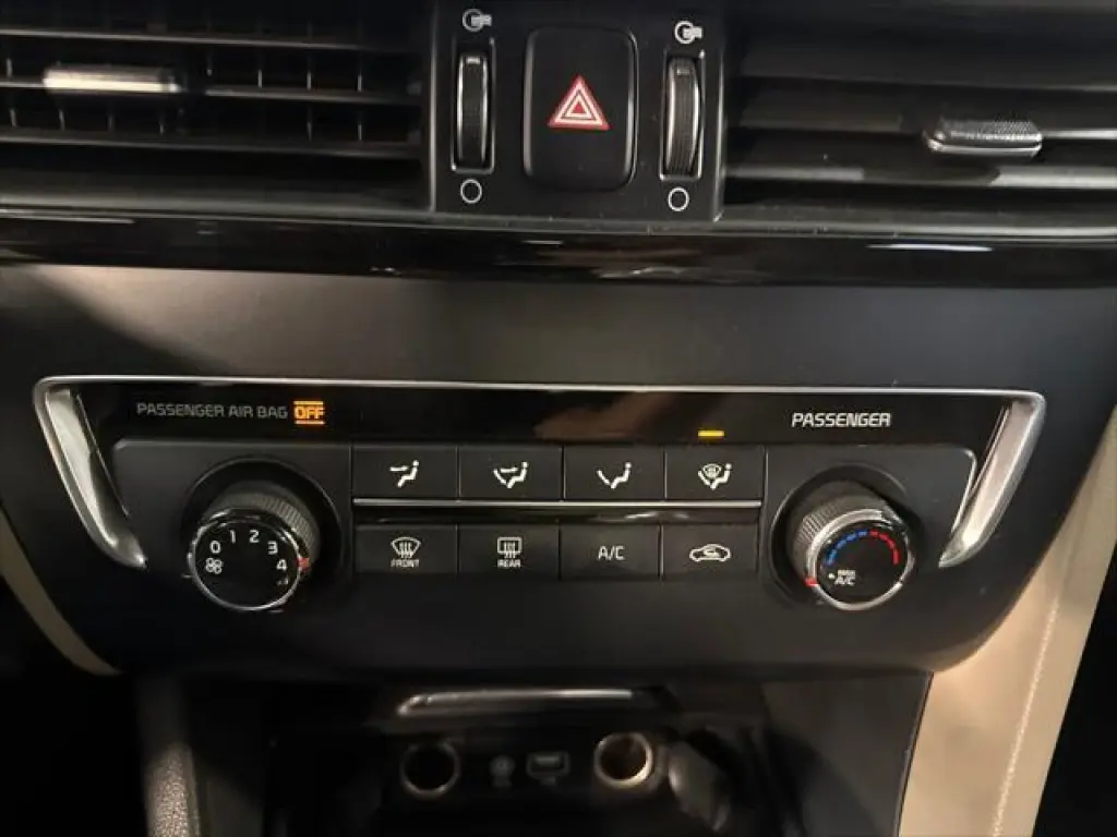Kia Optima 2016 LX 4dr Sedan