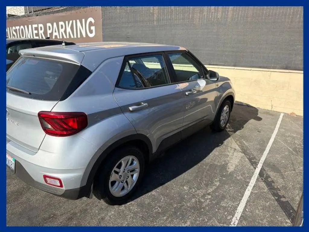 Hyundai VENUE 2023 SE 4dr Crossover