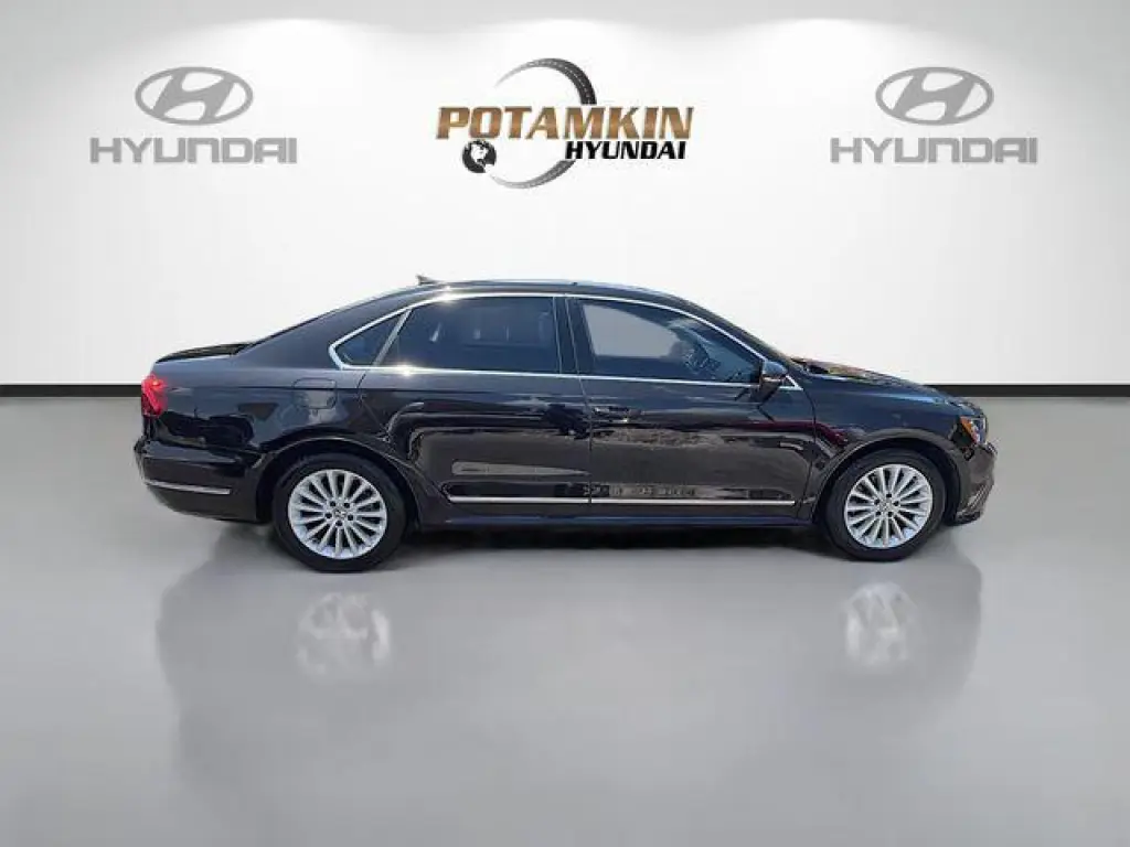 Volkswagen Passat 2017 1.8T SE 4dr Sedan