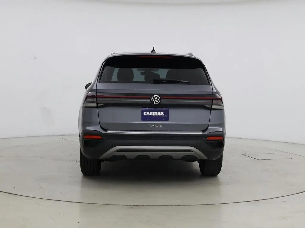 Volkswagen Taos 2025 S 4dr SUV