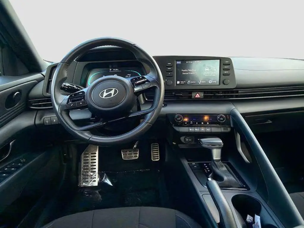 Hyundai ELANTRA 2025 SEL Sport 4dr Sedan
