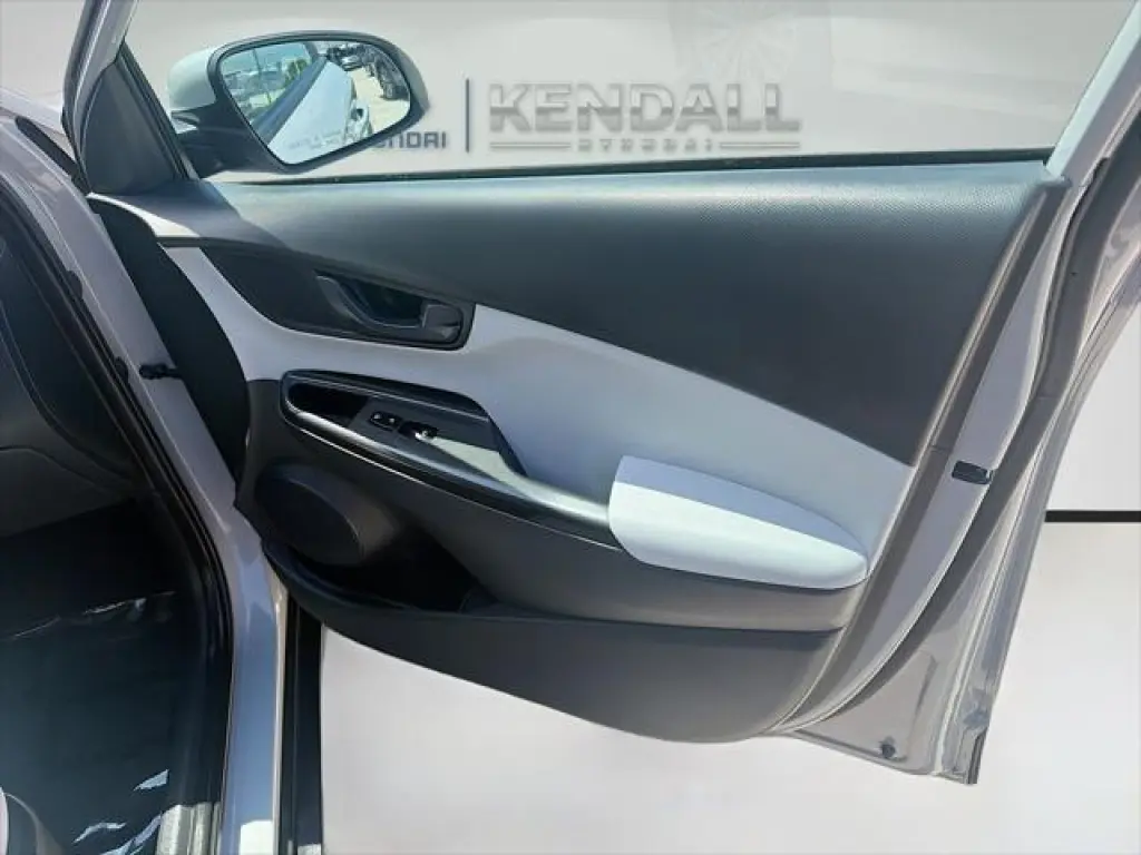 Hyundai KONA 2023 SEL 4dr Crossover