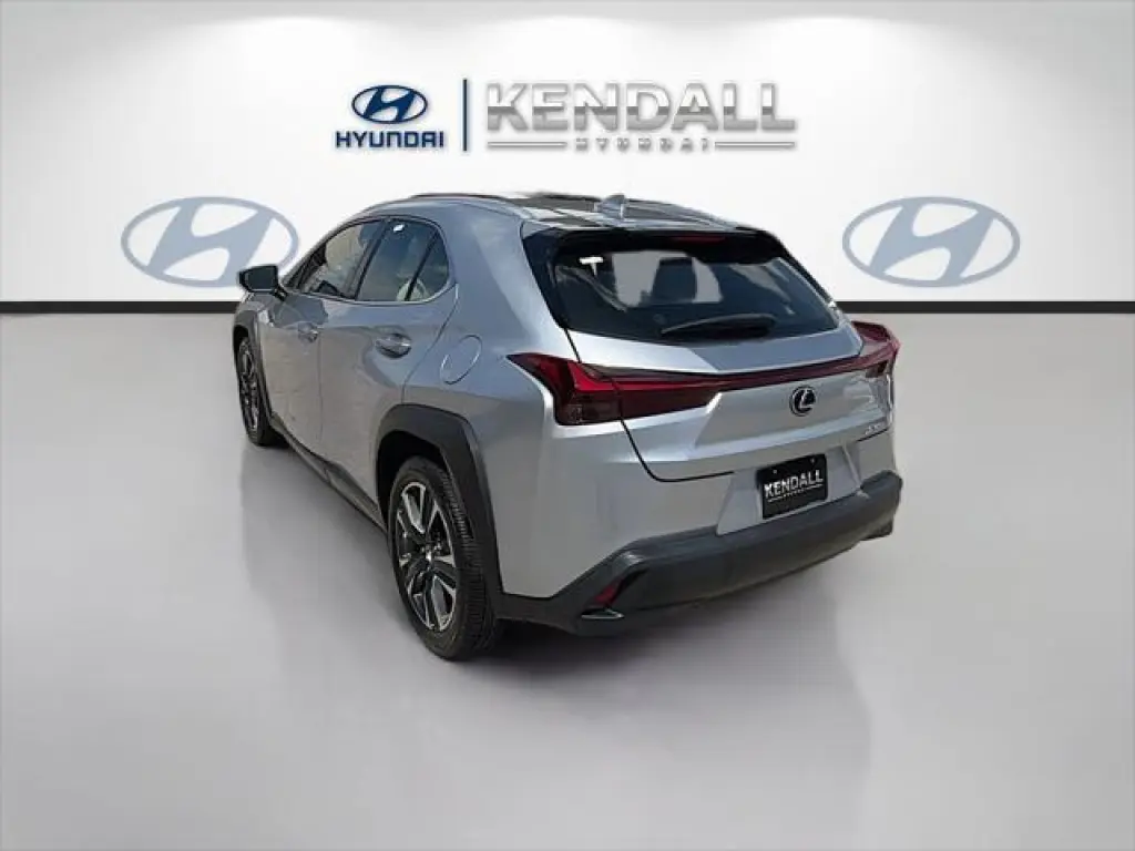 Lexus UX 300h 2025 4dr Crossover