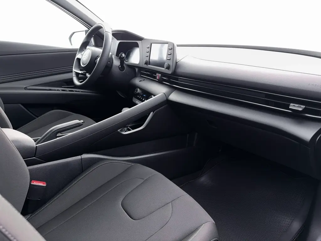 Hyundai ELANTRA 2026 SEL Sport 4dr Sedan