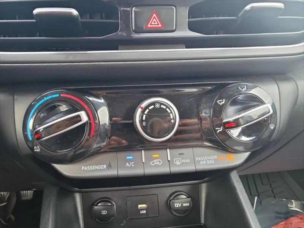 Hyundai KONA 2023 SEL 4dr Crossover