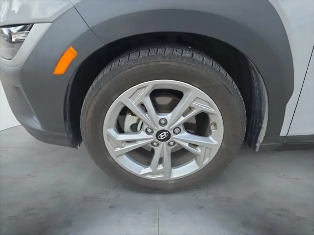 Hyundai KONA 2023 SEL 4dr Crossover