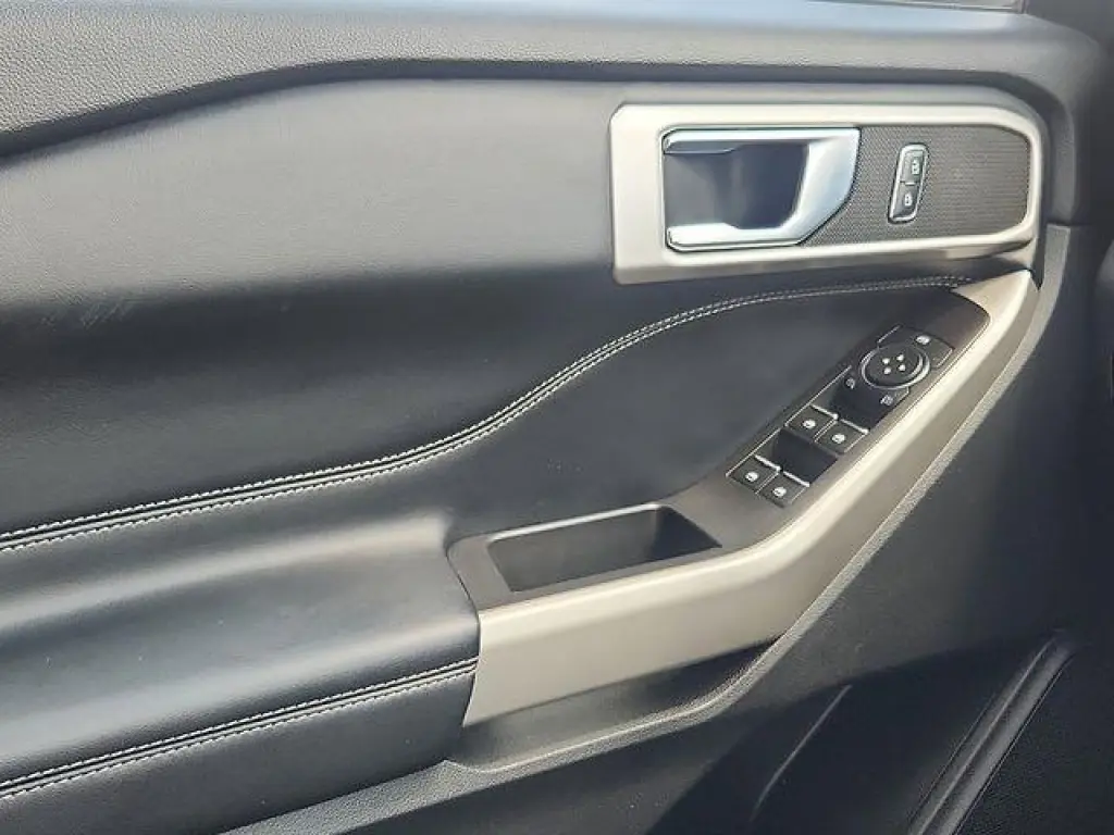 Ford Explorer 2022 AWD XLT 4dr SUV