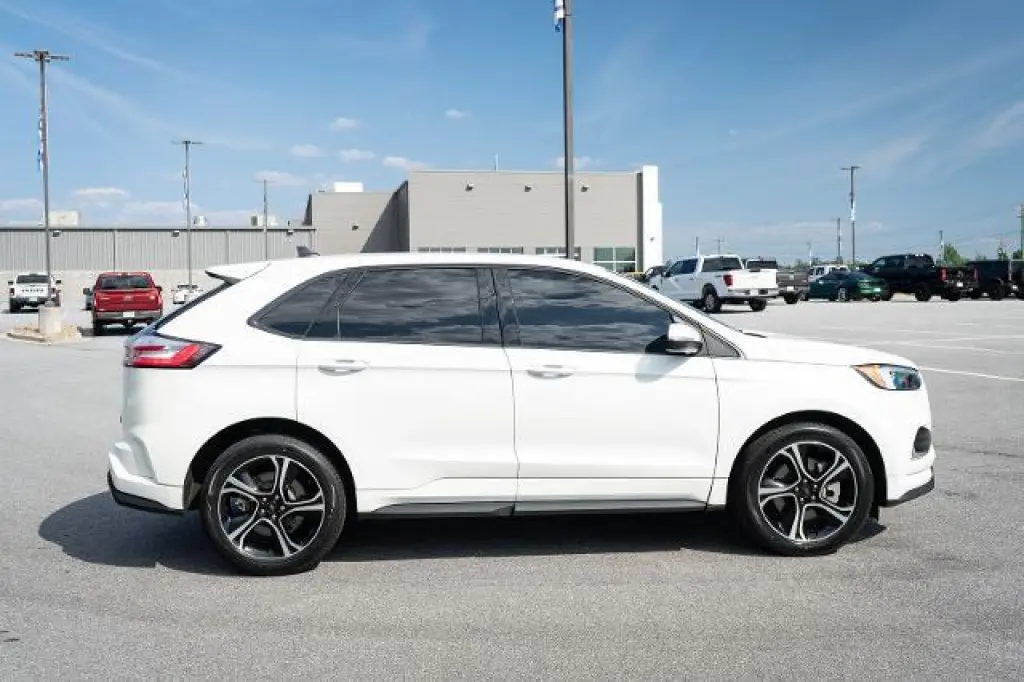 Ford Edge 2023 AWD ST 4dr Crossover