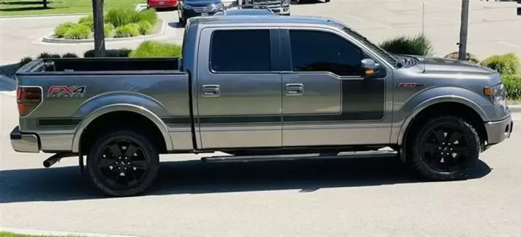 2013 Ford F-150 FX4 4DR