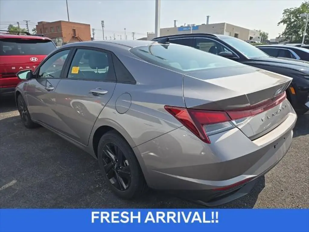 Hyundai ELANTRA 2023 SEL 4dr Sedan