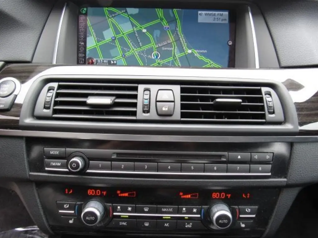 BMW 5 Series 2015 AWD 528i xDrive 4dr Sedan