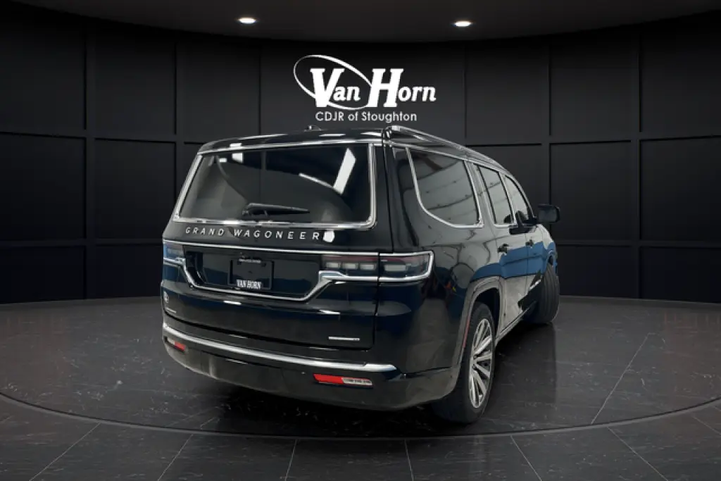 2023 Jeep Grand Wagoneer