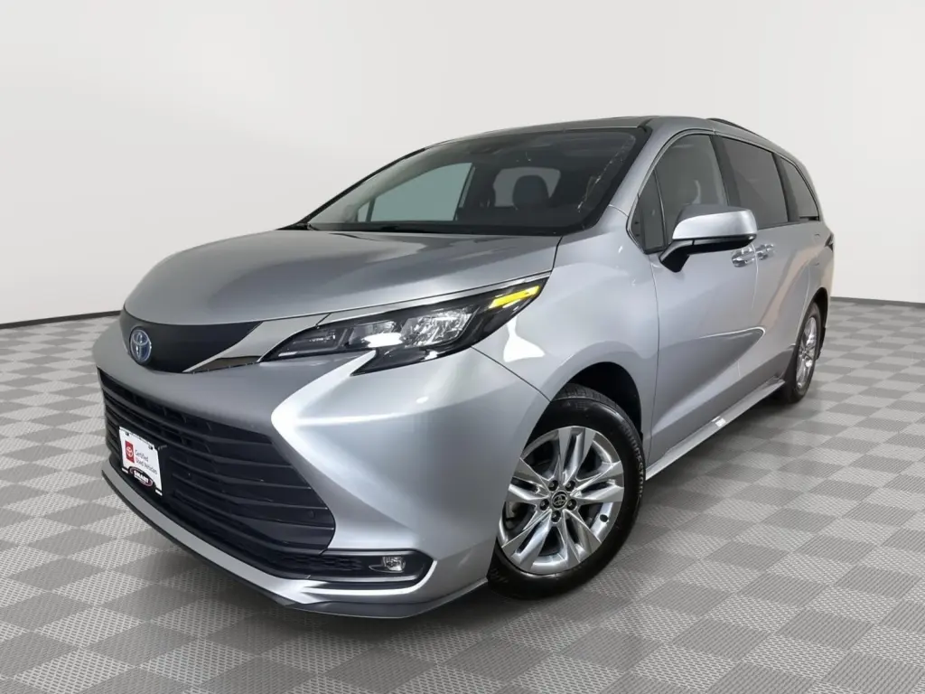 2025 Toyota Sienna